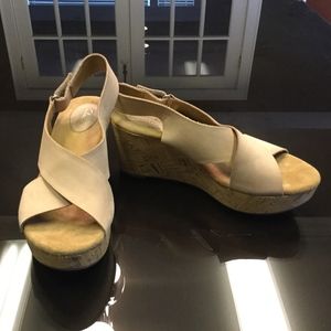 Clarks Caslynn Shae Wedges